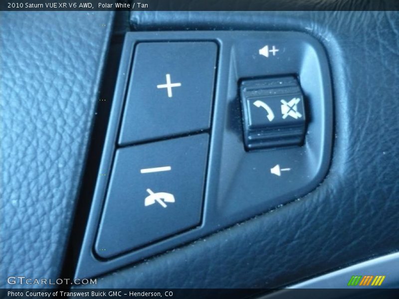 Polar White / Tan 2010 Saturn VUE XR V6 AWD