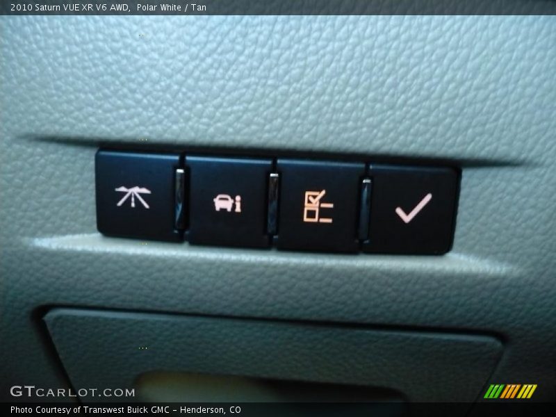 Polar White / Tan 2010 Saturn VUE XR V6 AWD