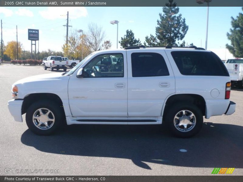 Summit White / Sandstone 2005 GMC Yukon Denali AWD