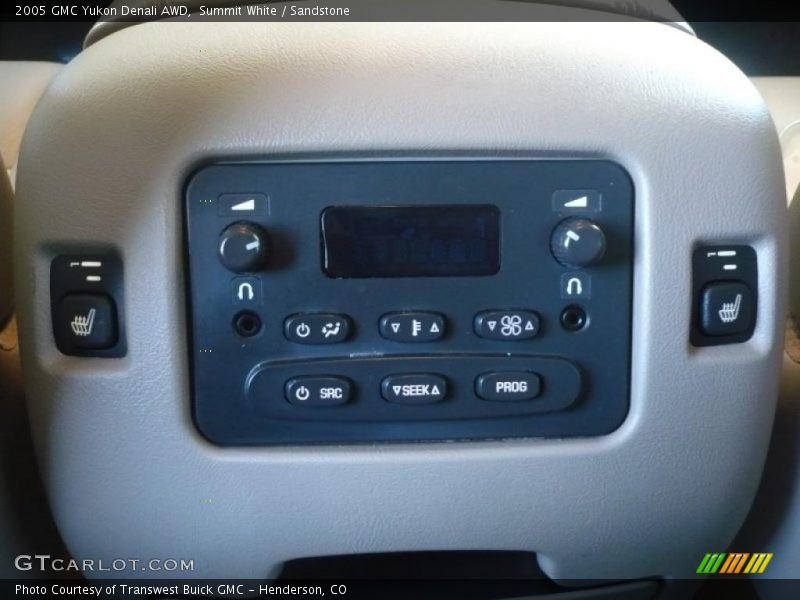 Summit White / Sandstone 2005 GMC Yukon Denali AWD