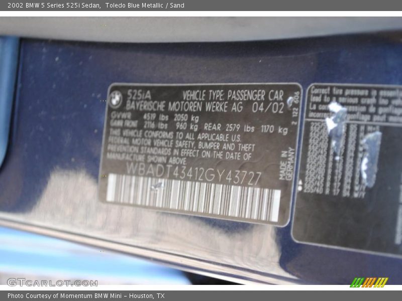 Toledo Blue Metallic / Sand 2002 BMW 5 Series 525i Sedan