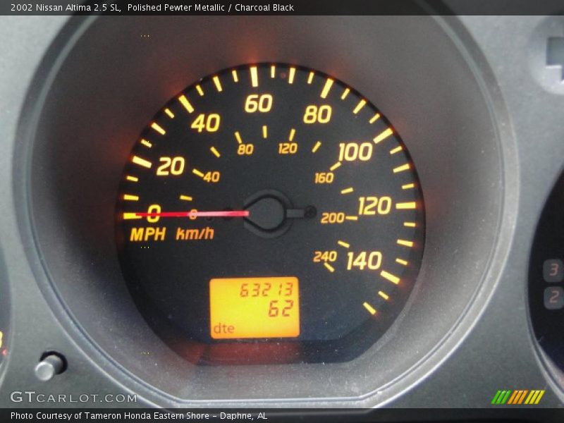 Polished Pewter Metallic / Charcoal Black 2002 Nissan Altima 2.5 SL