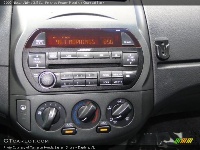 Polished Pewter Metallic / Charcoal Black 2002 Nissan Altima 2.5 SL