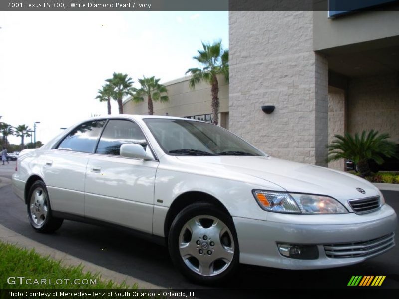 White Diamond Pearl / Ivory 2001 Lexus ES 300