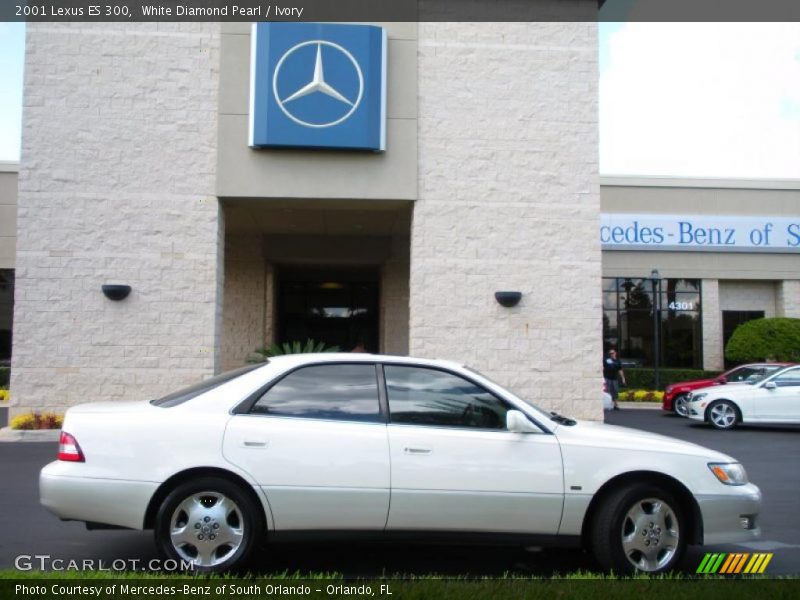 White Diamond Pearl / Ivory 2001 Lexus ES 300