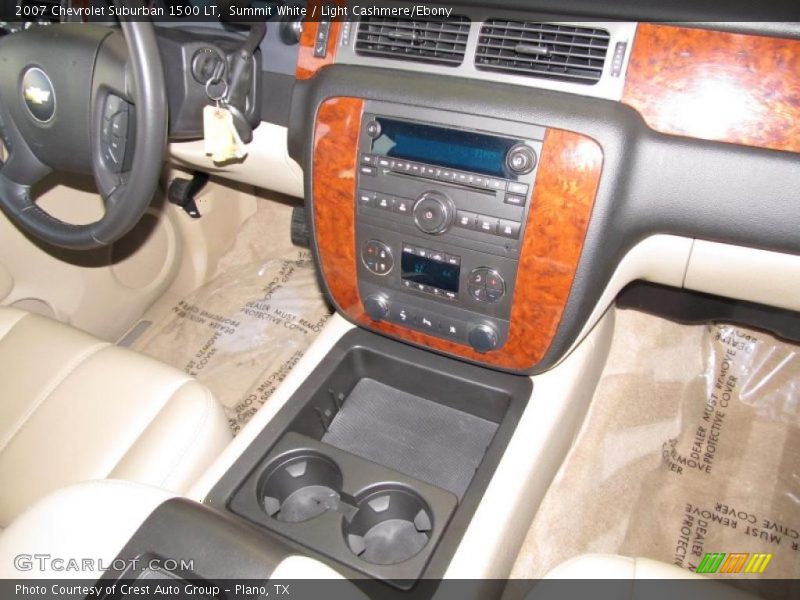 Controls of 2007 Suburban 1500 LT