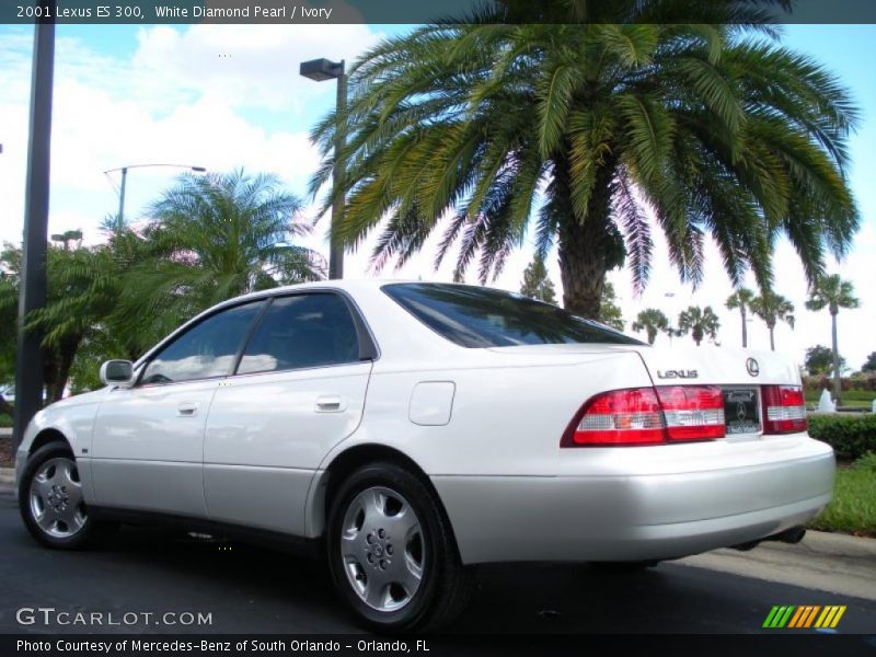 White Diamond Pearl / Ivory 2001 Lexus ES 300