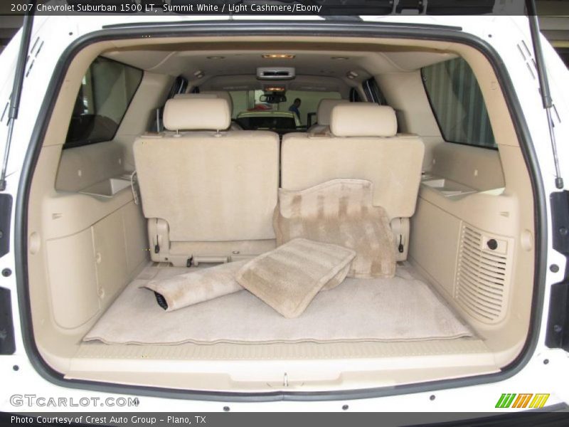  2007 Suburban 1500 LT Trunk