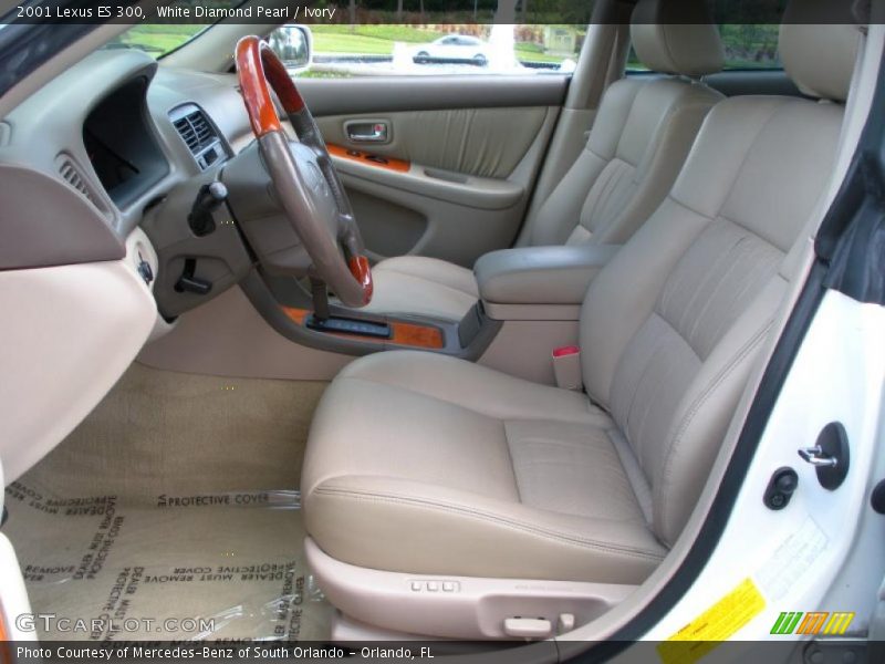  2001 ES 300 Ivory Interior