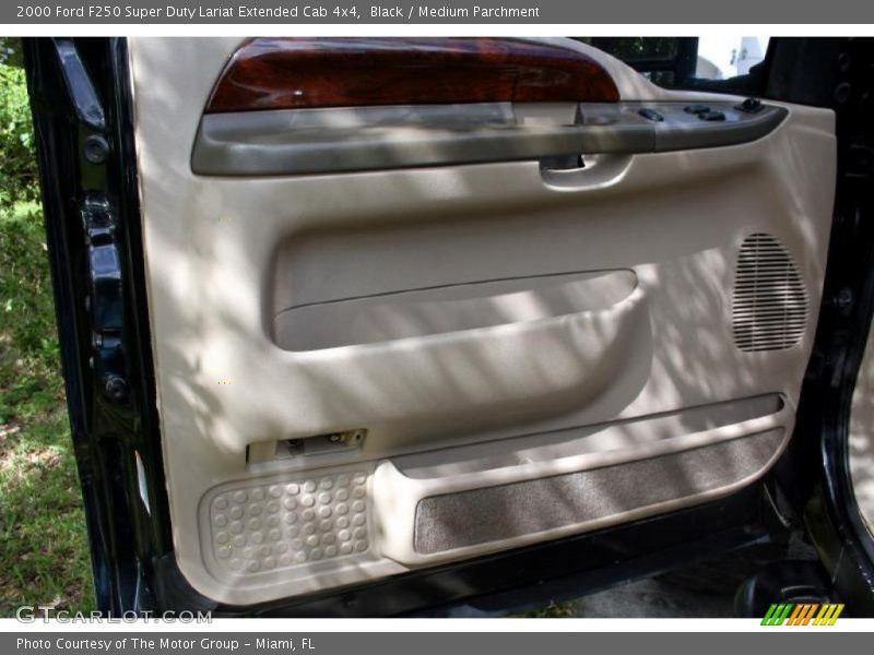 Black / Medium Parchment 2000 Ford F250 Super Duty Lariat Extended Cab 4x4