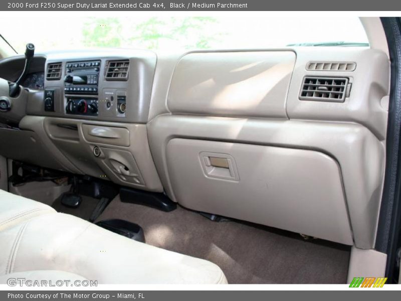 Black / Medium Parchment 2000 Ford F250 Super Duty Lariat Extended Cab 4x4