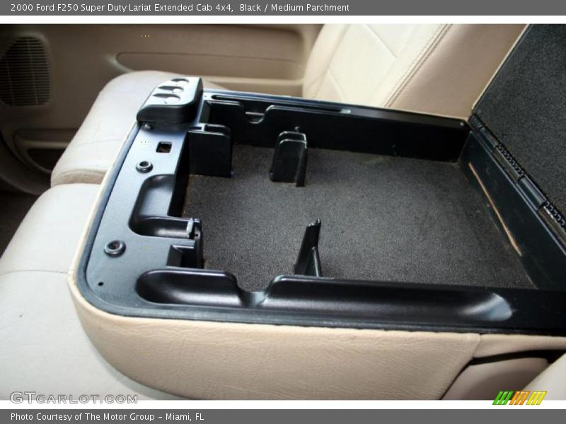 Black / Medium Parchment 2000 Ford F250 Super Duty Lariat Extended Cab 4x4