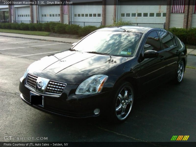 Onyx Black / Frost 2006 Nissan Maxima 3.5 SE