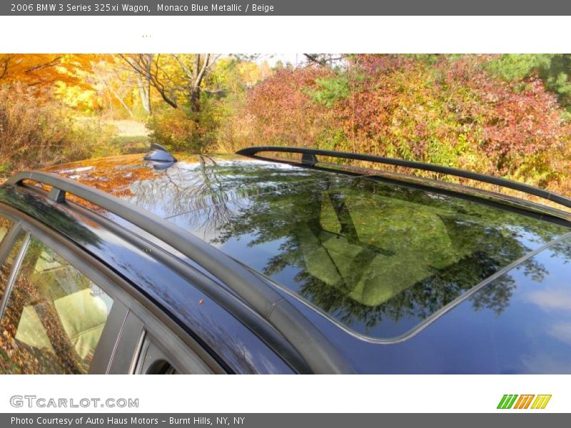 Sunroof of 2006 3 Series 325xi Wagon