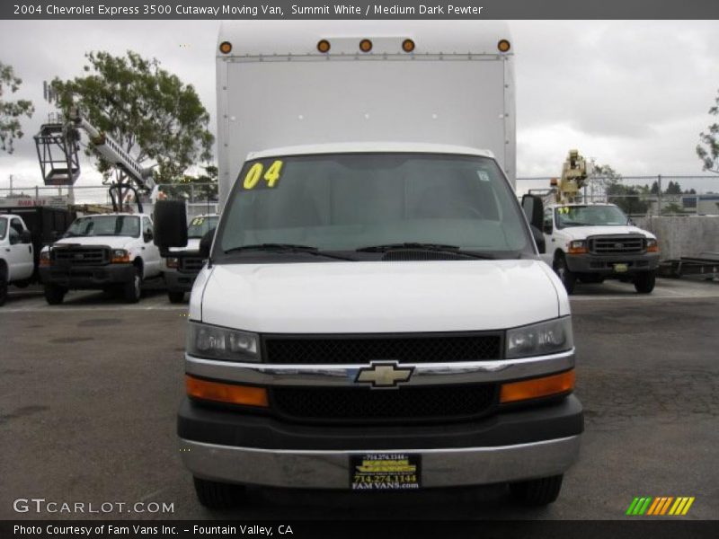 Summit White / Medium Dark Pewter 2004 Chevrolet Express 3500 Cutaway Moving Van