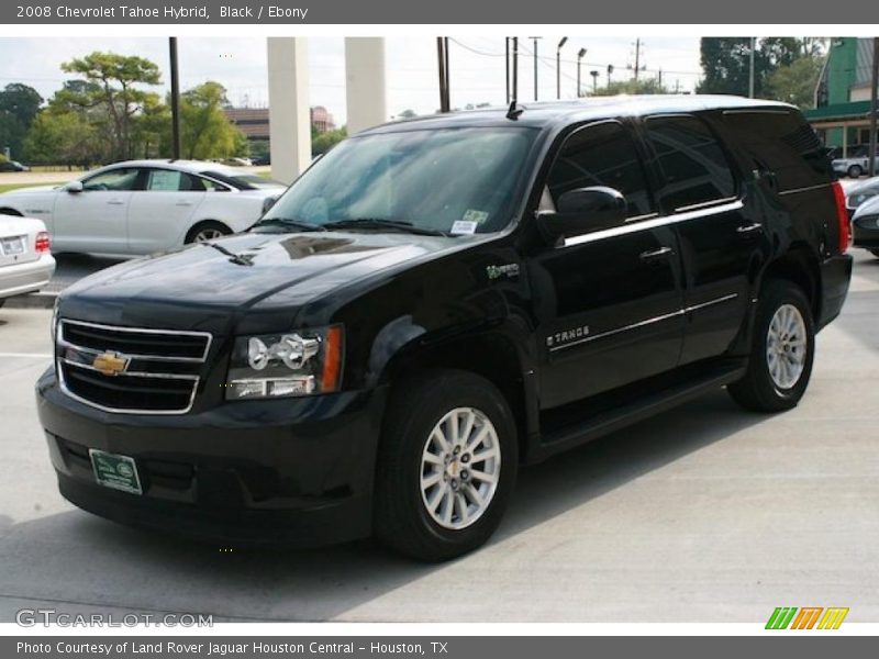 Front 3/4 View of 2008 Tahoe Hybrid