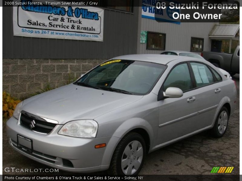 Titanium Silver Metallic / Grey 2008 Suzuki Forenza