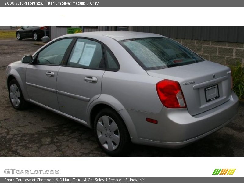 Titanium Silver Metallic / Grey 2008 Suzuki Forenza