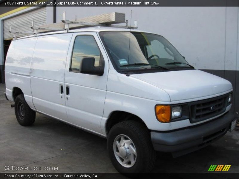 Oxford White / Medium Flint Grey 2007 Ford E Series Van E350 Super Duty Commercial