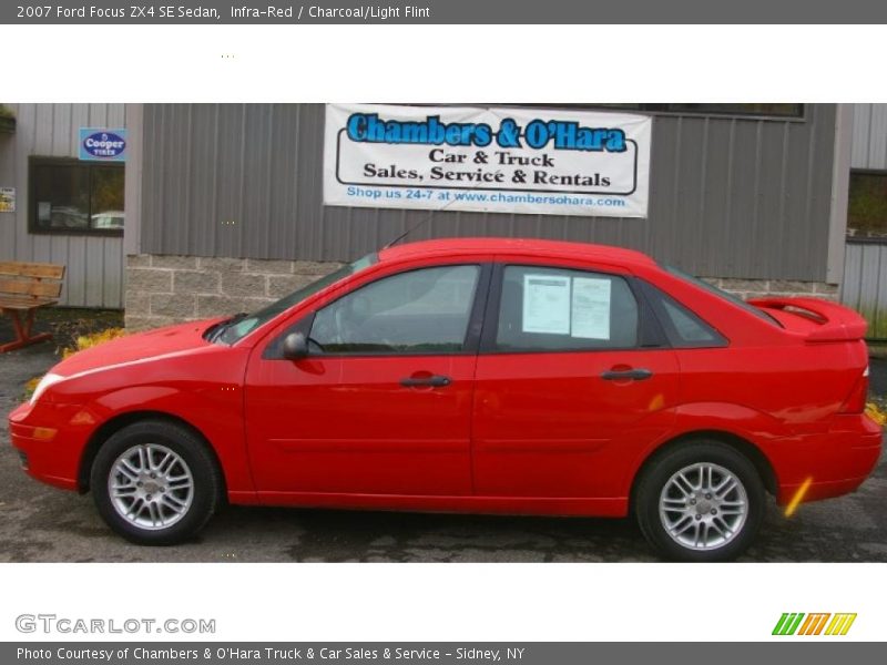 Infra-Red / Charcoal/Light Flint 2007 Ford Focus ZX4 SE Sedan