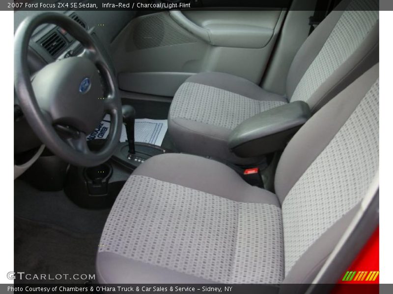 Infra-Red / Charcoal/Light Flint 2007 Ford Focus ZX4 SE Sedan