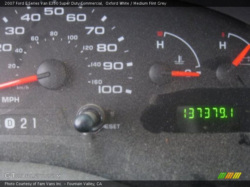 Oxford White / Medium Flint Grey 2007 Ford E Series Van E350 Super Duty Commercial