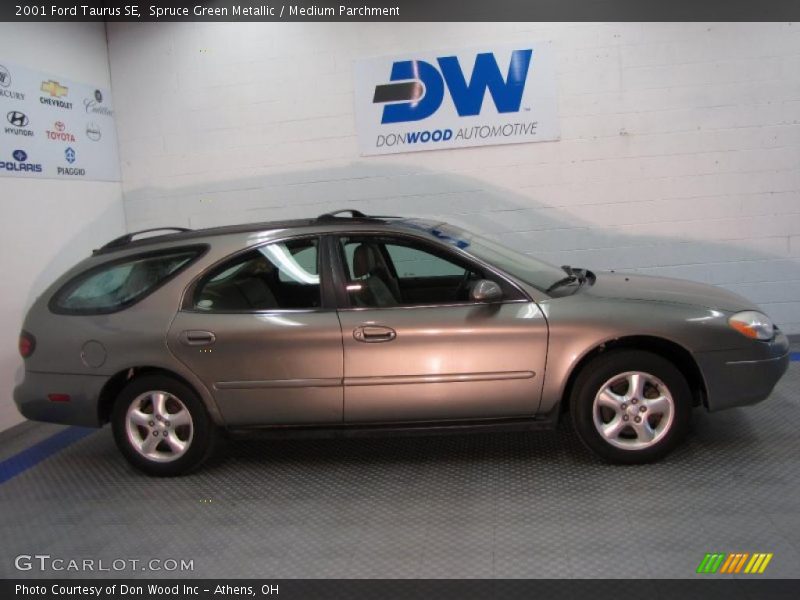 Spruce Green Metallic / Medium Parchment 2001 Ford Taurus SE
