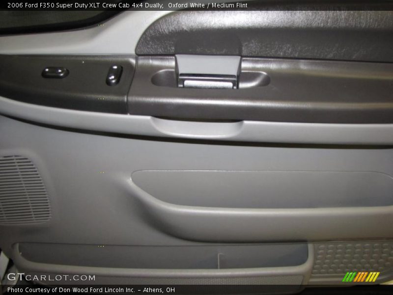 Oxford White / Medium Flint 2006 Ford F350 Super Duty XLT Crew Cab 4x4 Dually