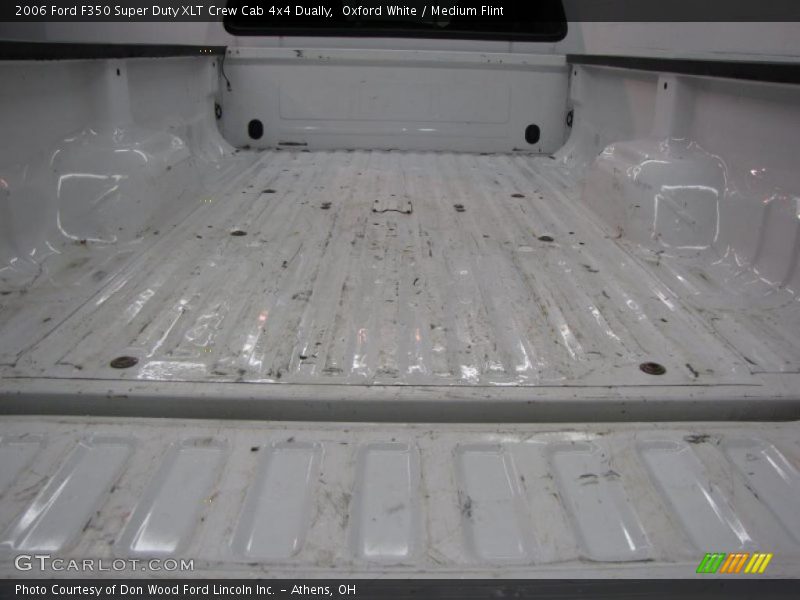 Oxford White / Medium Flint 2006 Ford F350 Super Duty XLT Crew Cab 4x4 Dually