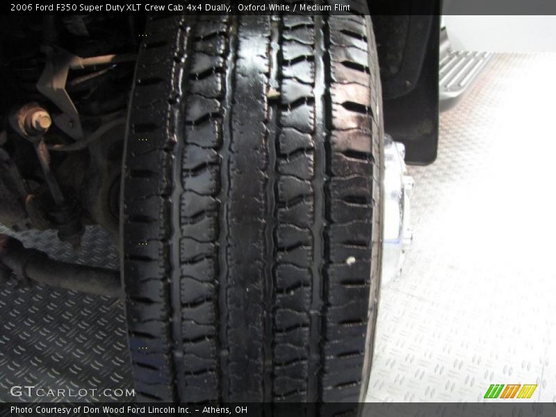 Oxford White / Medium Flint 2006 Ford F350 Super Duty XLT Crew Cab 4x4 Dually