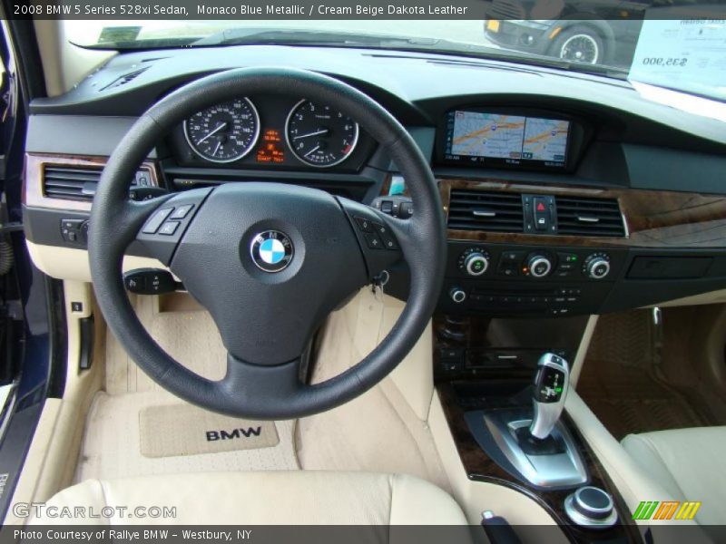 Dashboard of 2008 5 Series 528xi Sedan