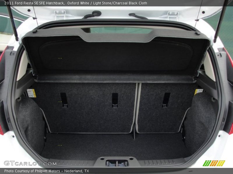  2011 Fiesta SE SFE Hatchback Trunk