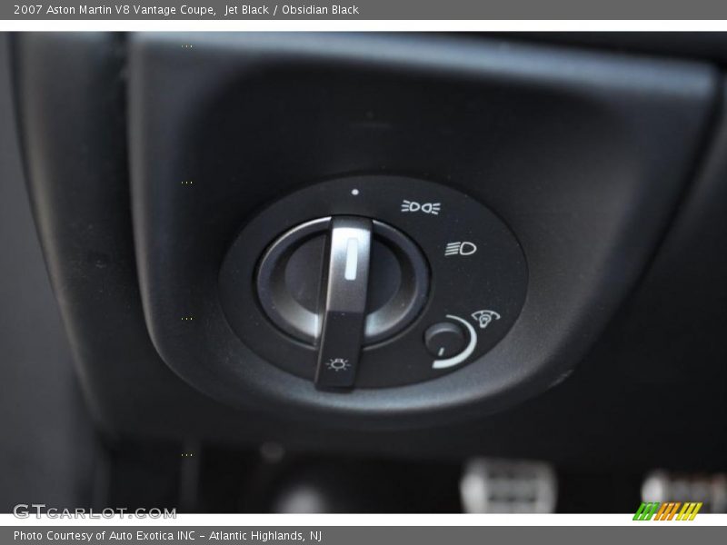 Controls of 2007 V8 Vantage Coupe