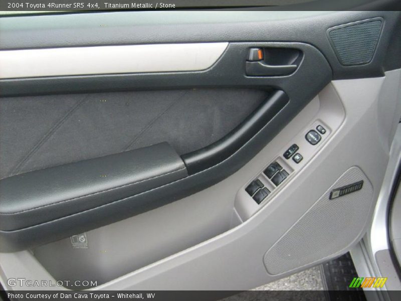 Titanium Metallic / Stone 2004 Toyota 4Runner SR5 4x4