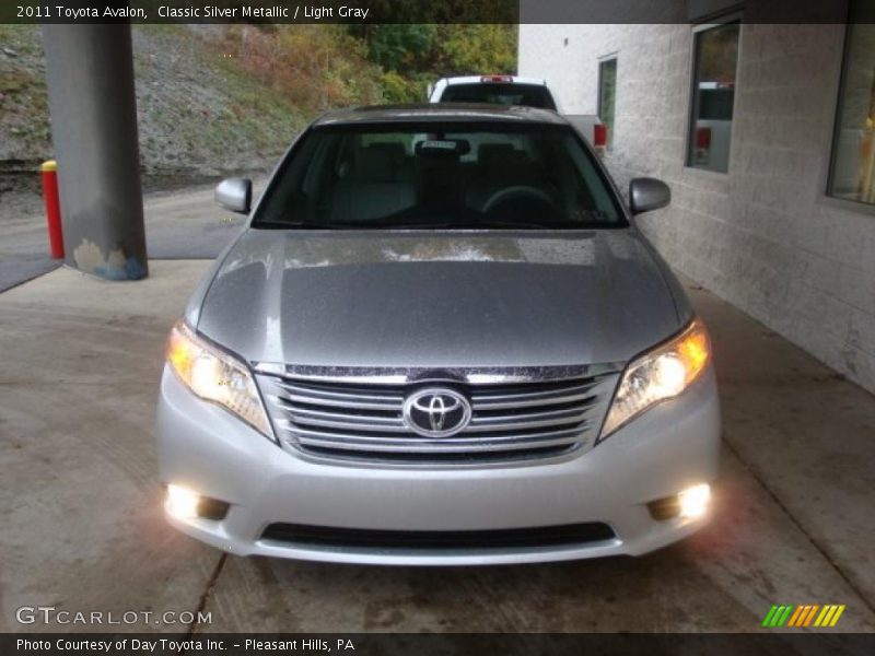 Classic Silver Metallic / Light Gray 2011 Toyota Avalon