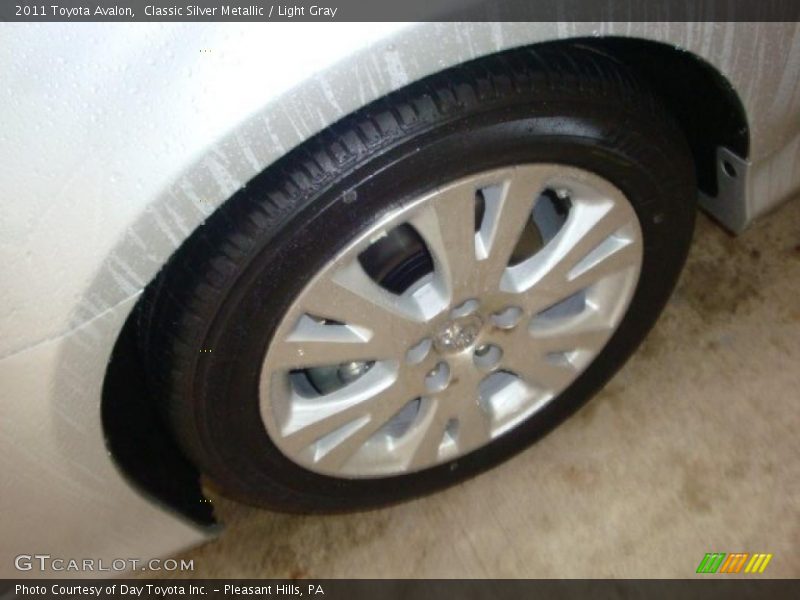 Classic Silver Metallic / Light Gray 2011 Toyota Avalon