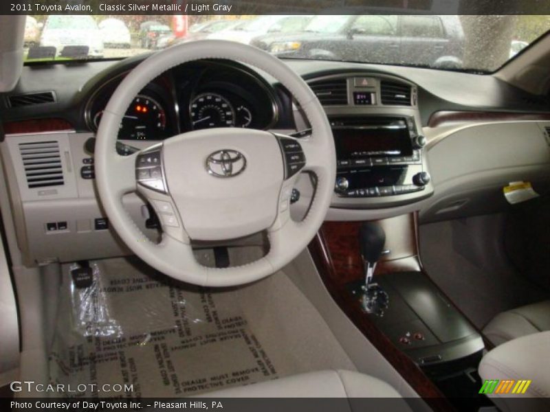 Classic Silver Metallic / Light Gray 2011 Toyota Avalon