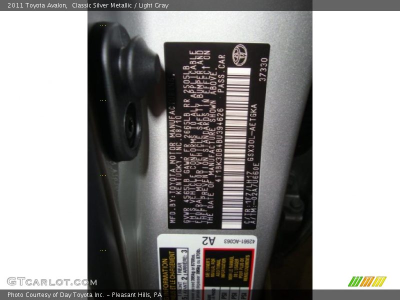 Classic Silver Metallic / Light Gray 2011 Toyota Avalon