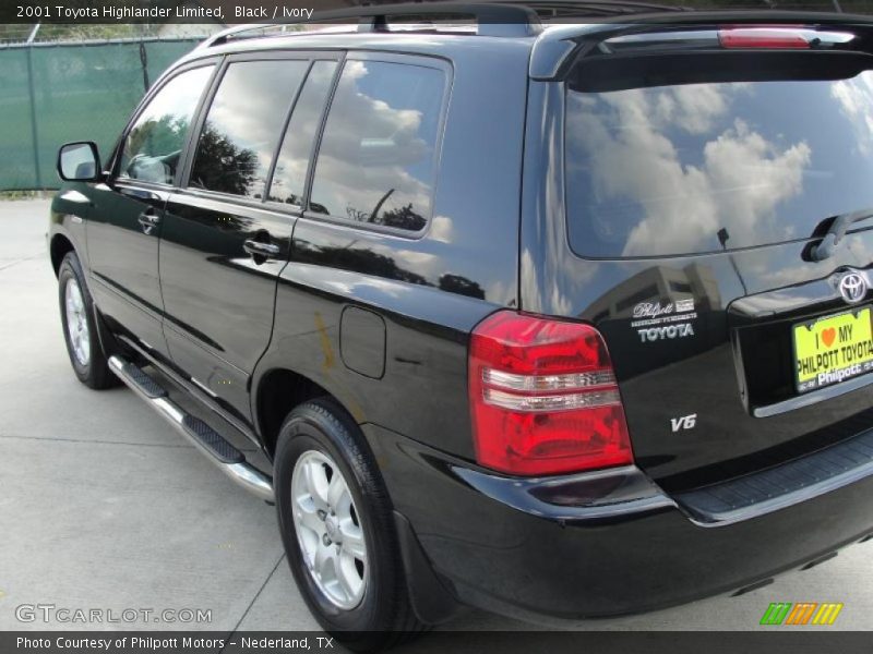 Black / Ivory 2001 Toyota Highlander Limited