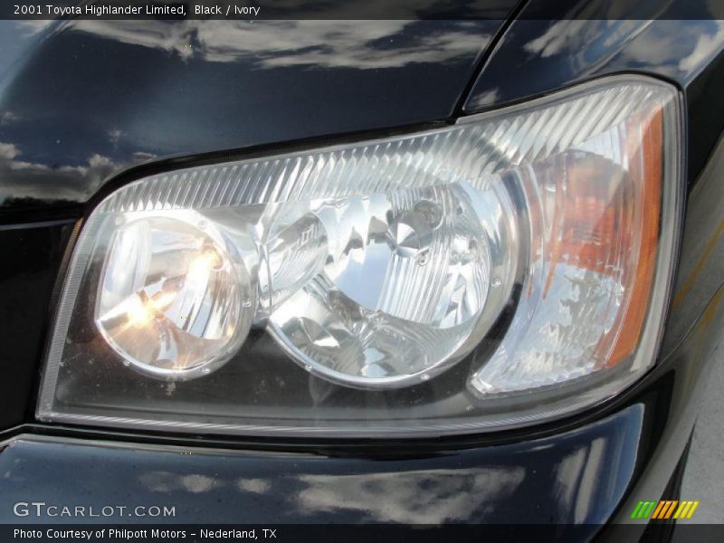 Black / Ivory 2001 Toyota Highlander Limited