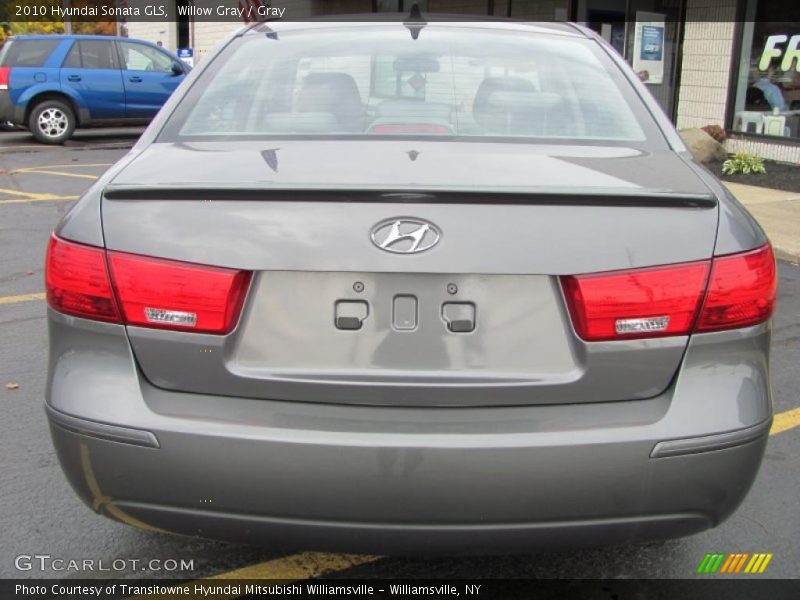 Willow Gray / Gray 2010 Hyundai Sonata GLS