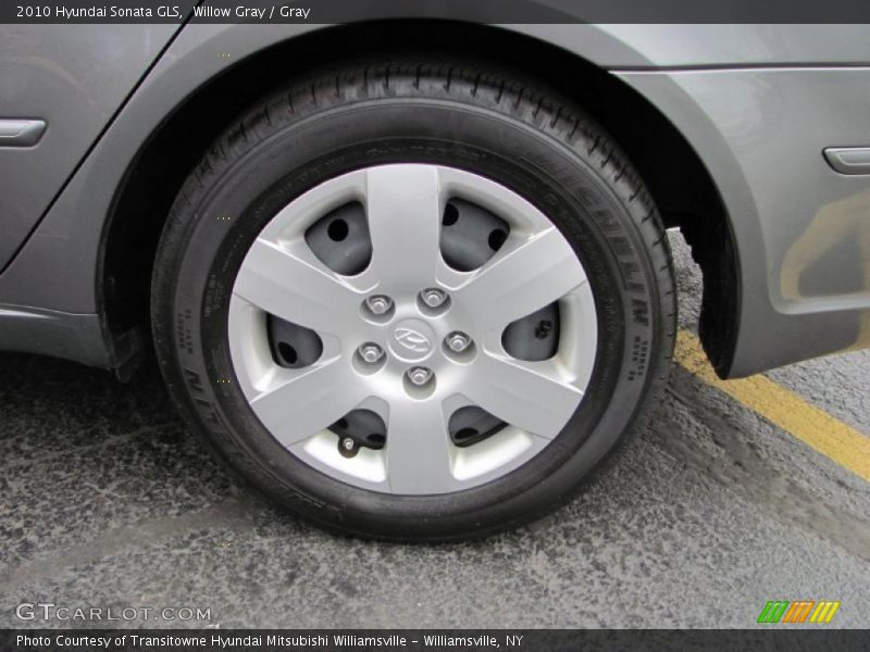 Willow Gray / Gray 2010 Hyundai Sonata GLS