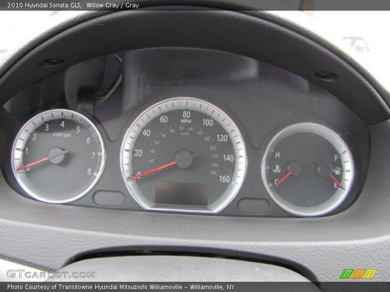 Willow Gray / Gray 2010 Hyundai Sonata GLS