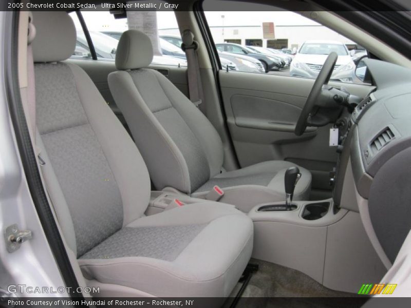  2005 Cobalt Sedan Gray Interior