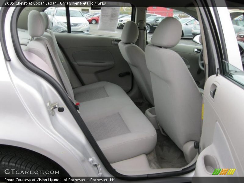  2005 Cobalt Sedan Gray Interior