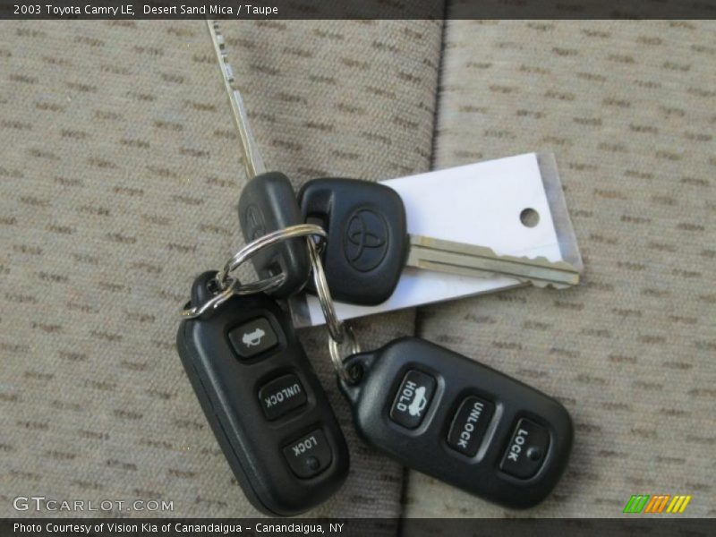 Desert Sand Mica / Taupe 2003 Toyota Camry LE