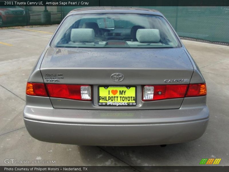 Antique Sage Pearl / Gray 2001 Toyota Camry LE