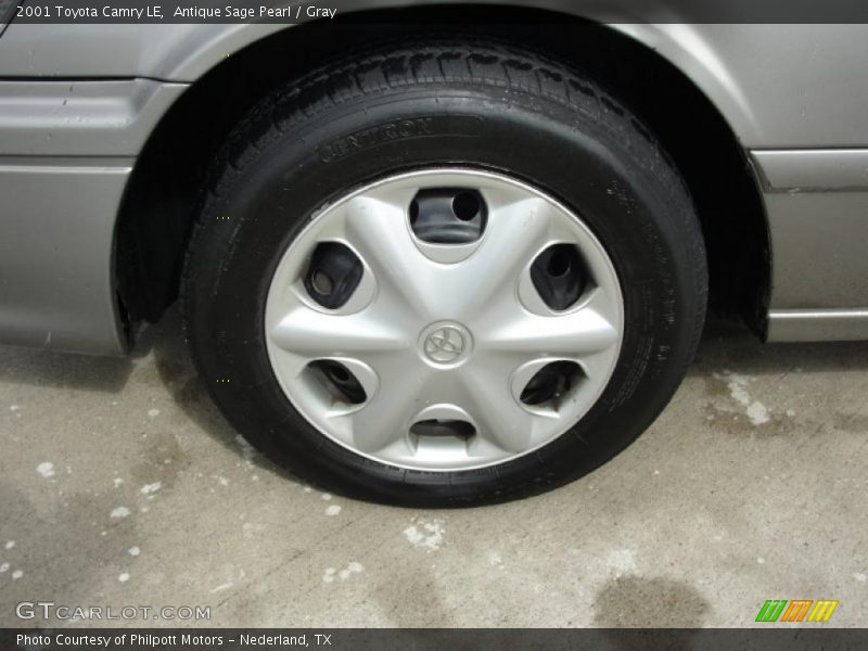 Antique Sage Pearl / Gray 2001 Toyota Camry LE