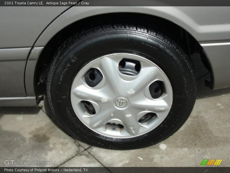 Antique Sage Pearl / Gray 2001 Toyota Camry LE
