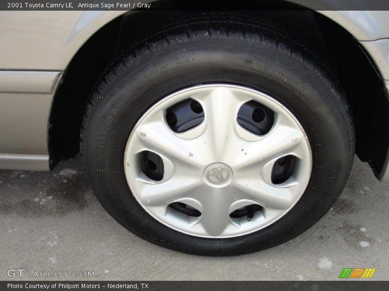 Antique Sage Pearl / Gray 2001 Toyota Camry LE